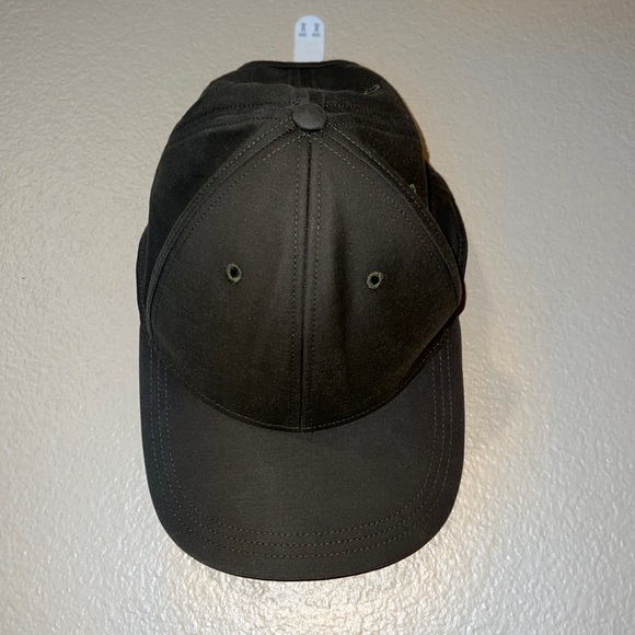 Lululemon Baseball Cap - Picture 1 of 5